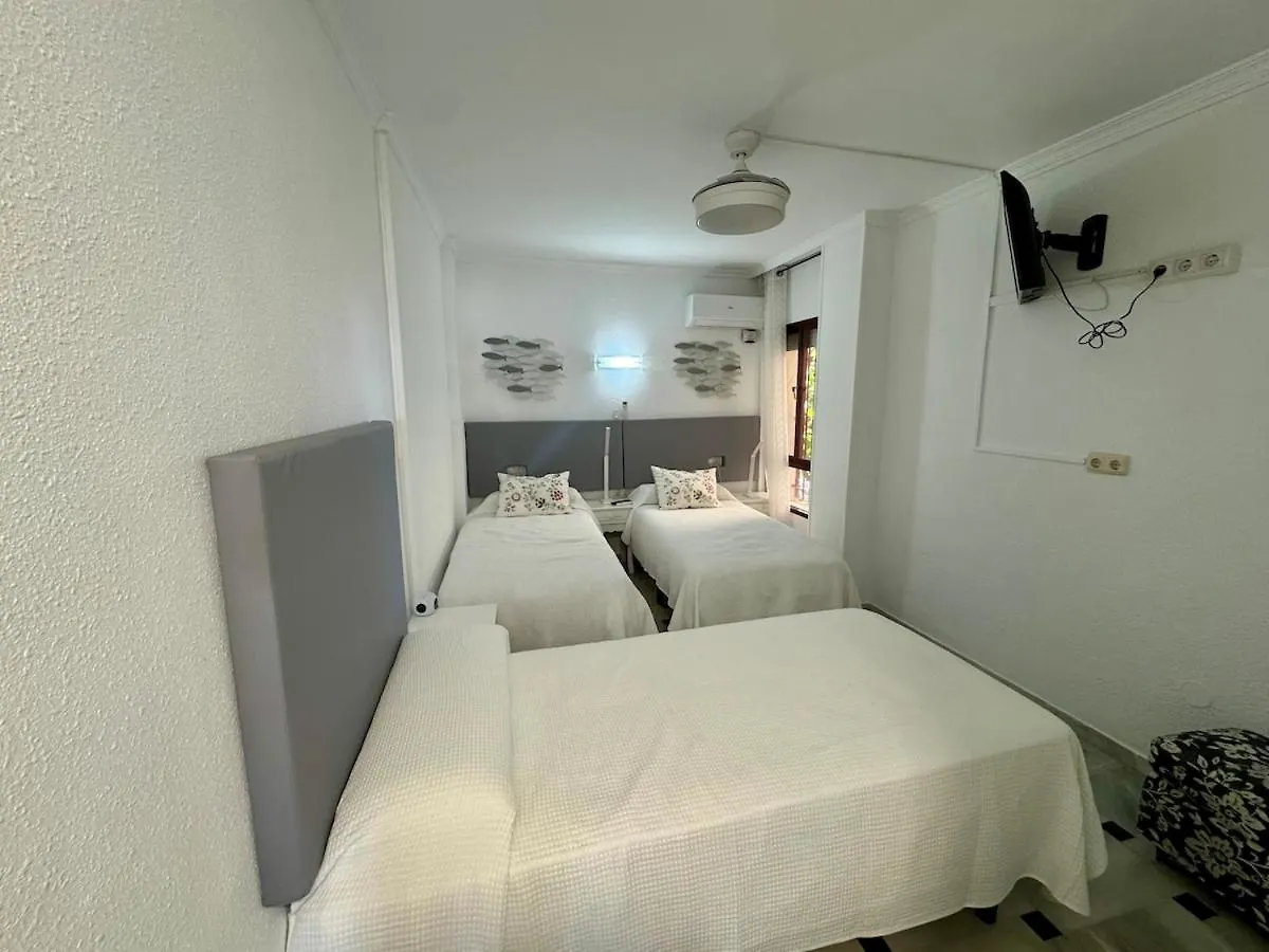 Beachfront Apartment By Holidays2Rent Sitio de Calahonda 0*,  Spain
